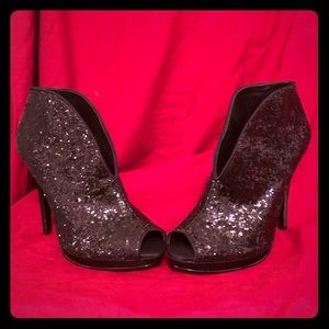Black sequins (glitter) peep-toe booties